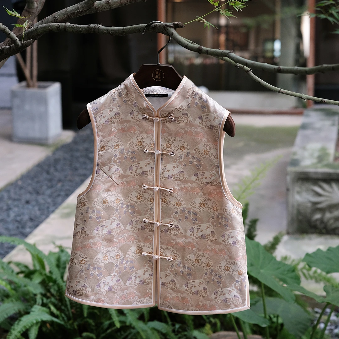 盛唐婧|重缎宋锦扇子纹对襟马甲气质时尚休闲新中式女装