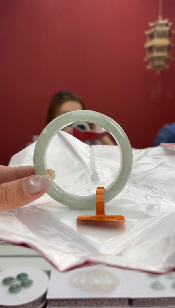 翡翠手镯未镶嵌11手镯