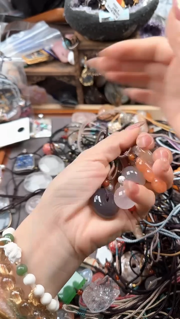 未镶嵌颈饰玛瑙/玉髓A****?12213231