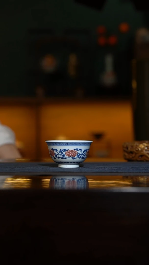 瓷片L**g游玉堂 仿明青花釉里红灵芝纹杯