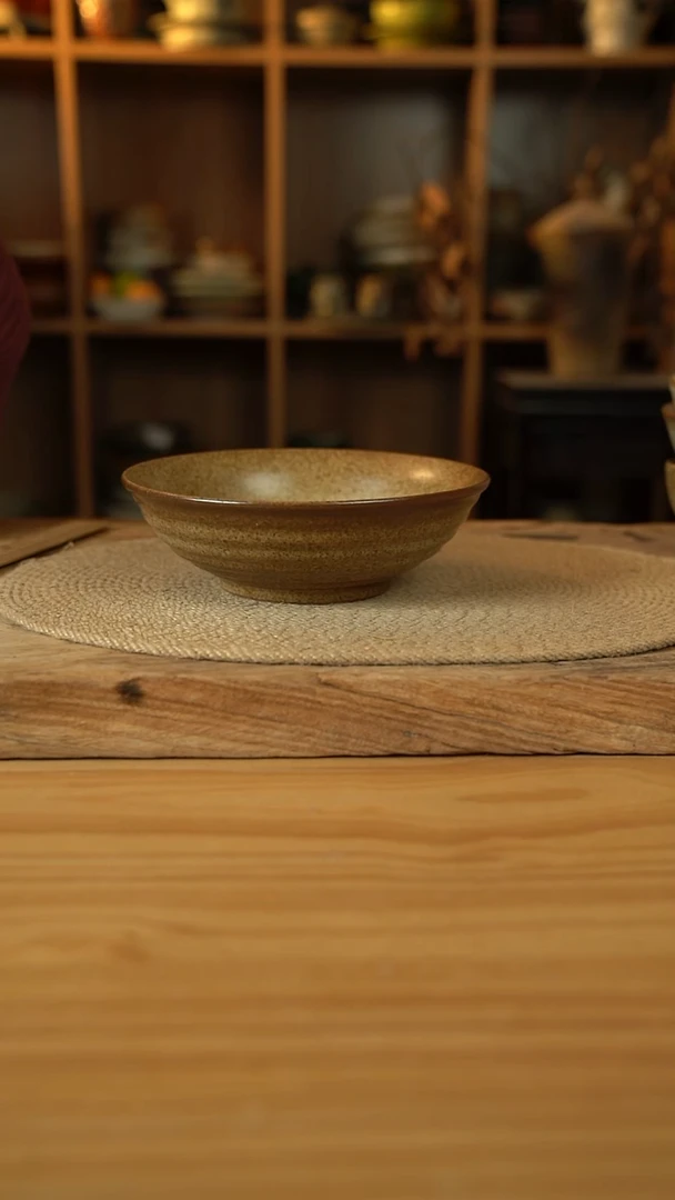 奶奶系列的8英寸外螺纹面碗1个