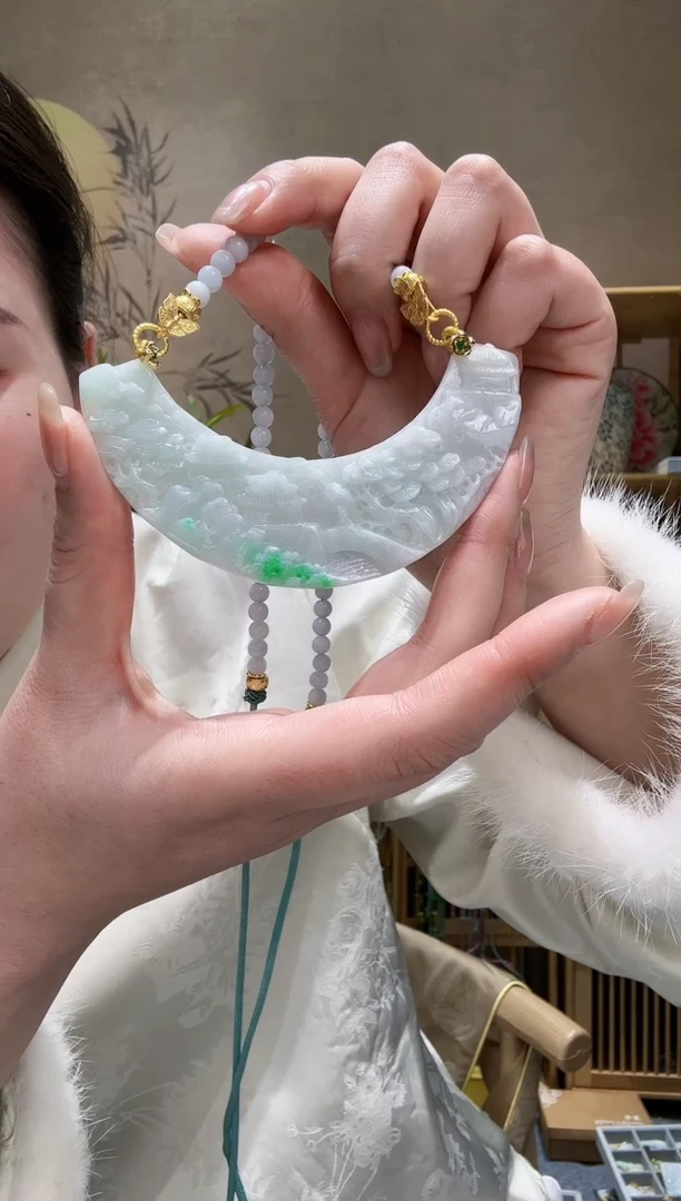 【闪购商品】翡翠颈饰未镶嵌吊坠