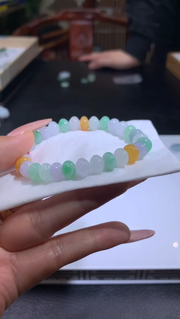 未镶嵌定制翡翠大***弟翡翠