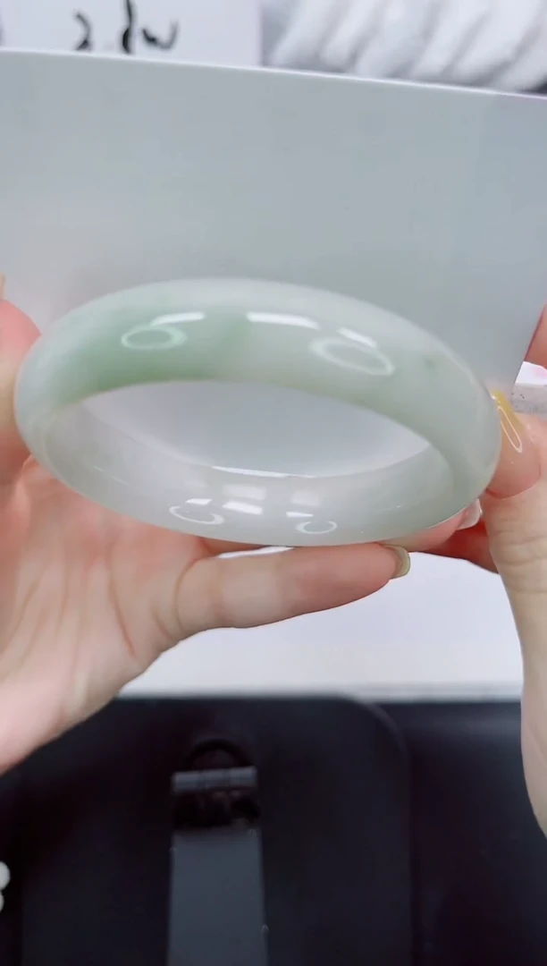 石英质玉手镯未镶嵌211