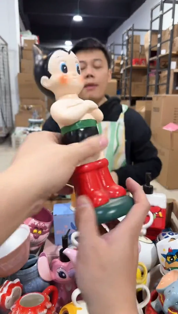 瓷片阿童木钱罐