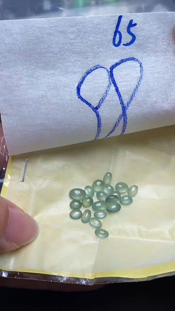 翡翠裸石未镶嵌天然缅甸翡翠A货65