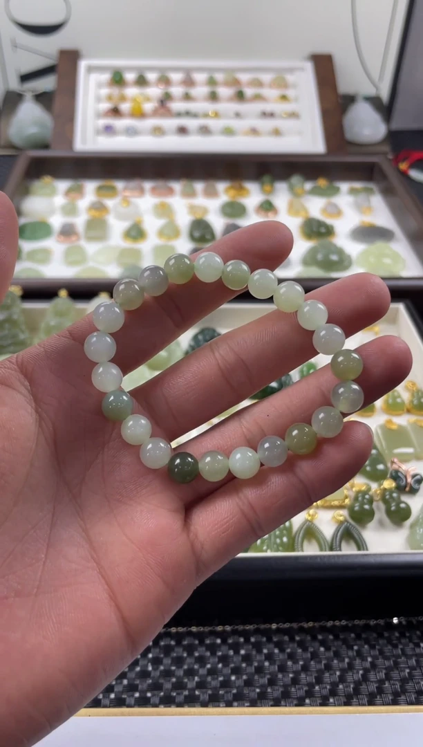 未镶嵌手串和田玉1