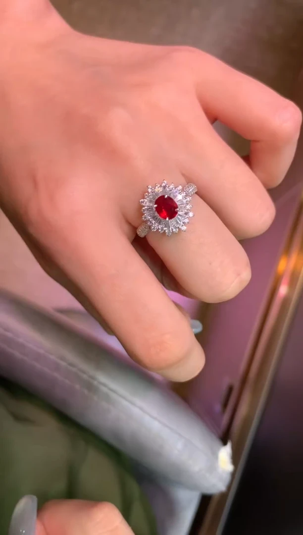 红宝石戒指18K金镶嵌1.03ct