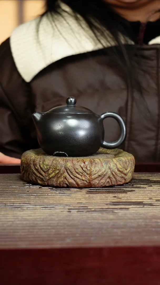 宜兴原矿紫砂壶茶壶宜兴原矿紫砂壶茶壶200C