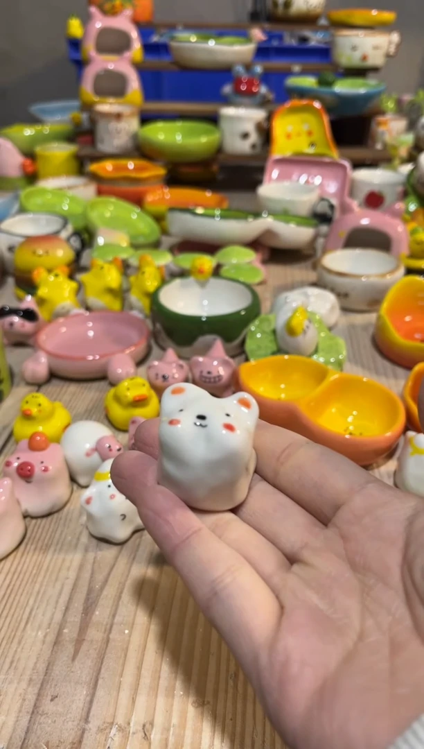 73手绘釉下彩微瑕陶瓷