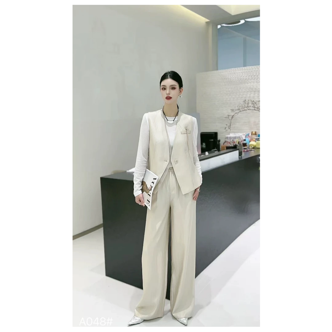 新款简约马甲上衣阔腿裤气质时尚三件套TK656