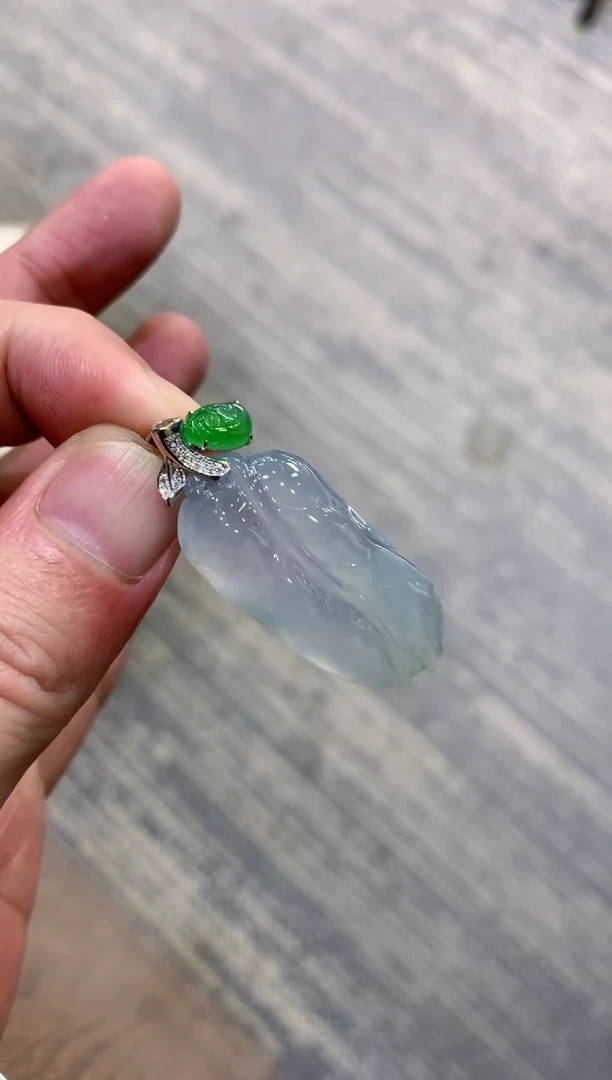 颈饰未镶嵌翡翠十*?十