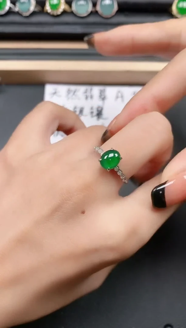 翡翠戒指银S925镶嵌111111