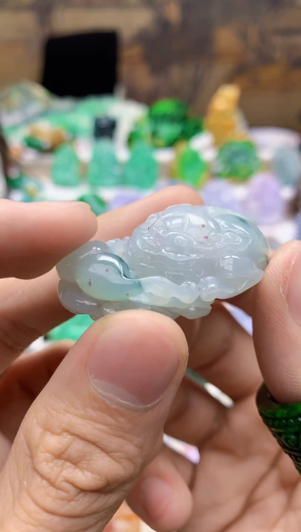颈饰未镶嵌翡翠天然A货翡翠