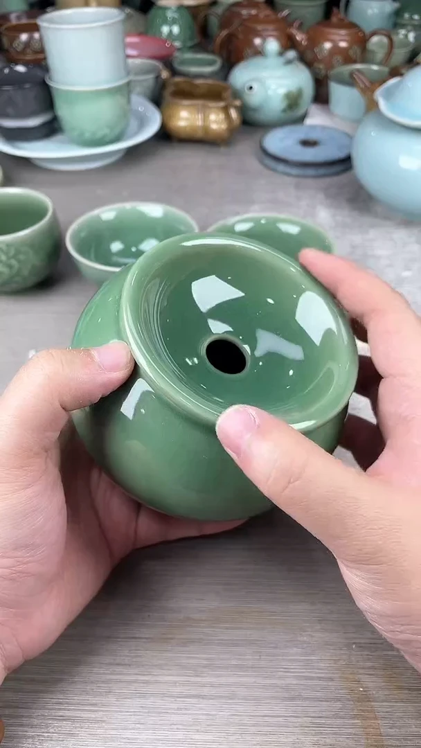 龙泉青瓷仓储大放漏