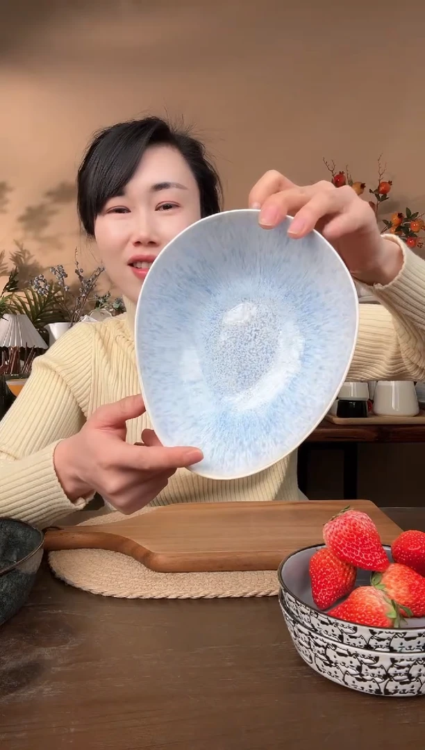 【闪购商品】瓷片8英寸窑变水滴碗微瑕