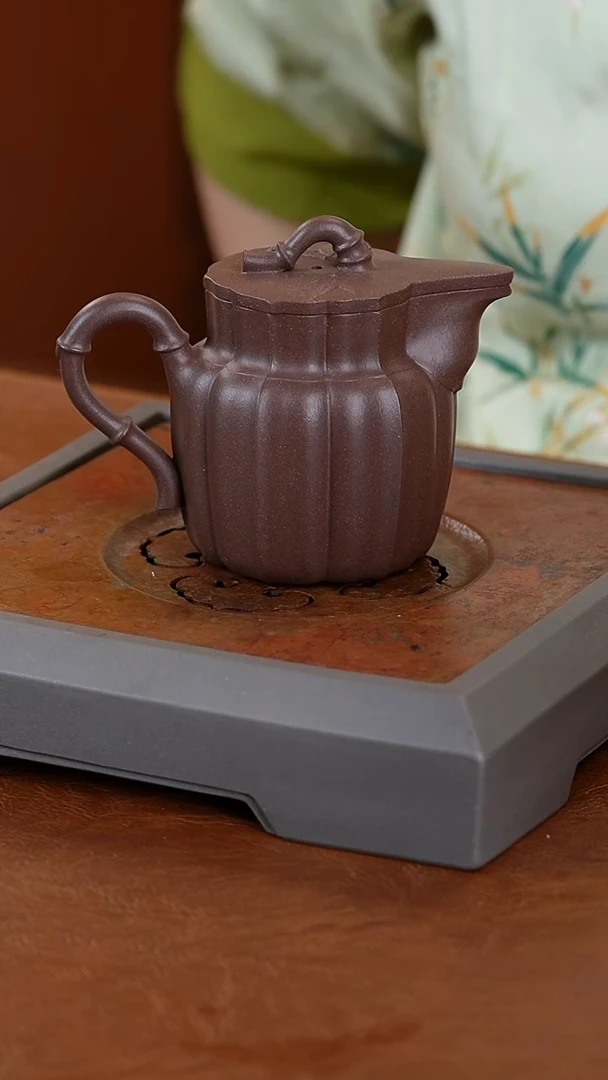 茶壶紫砂段泥鹰嘴壶