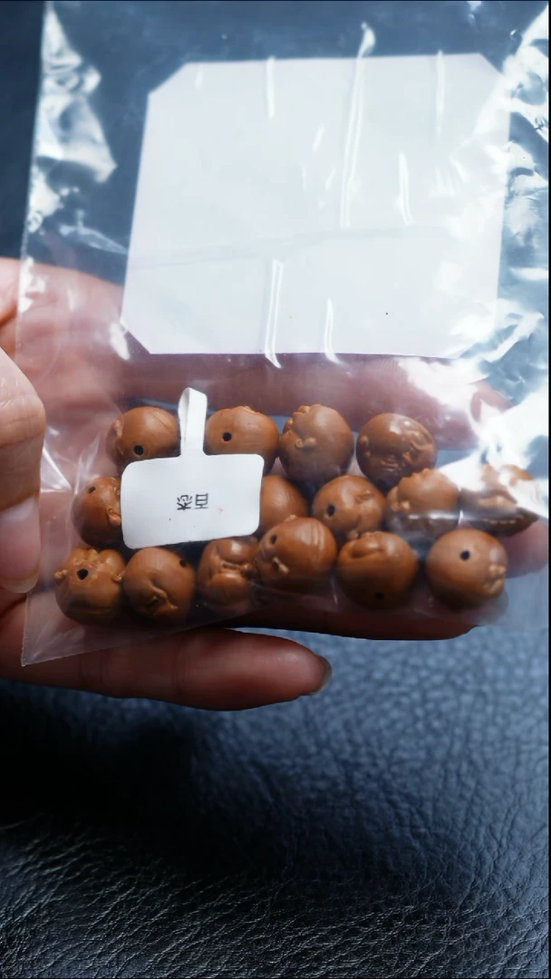 橄榄核吊坠老***姆苏工橄榄核