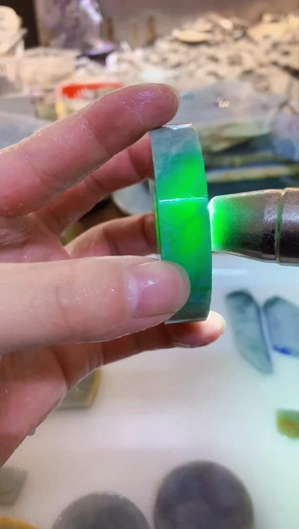 【闪购商品】翡翠挂件未镶嵌0朱0翡翠珠宝367