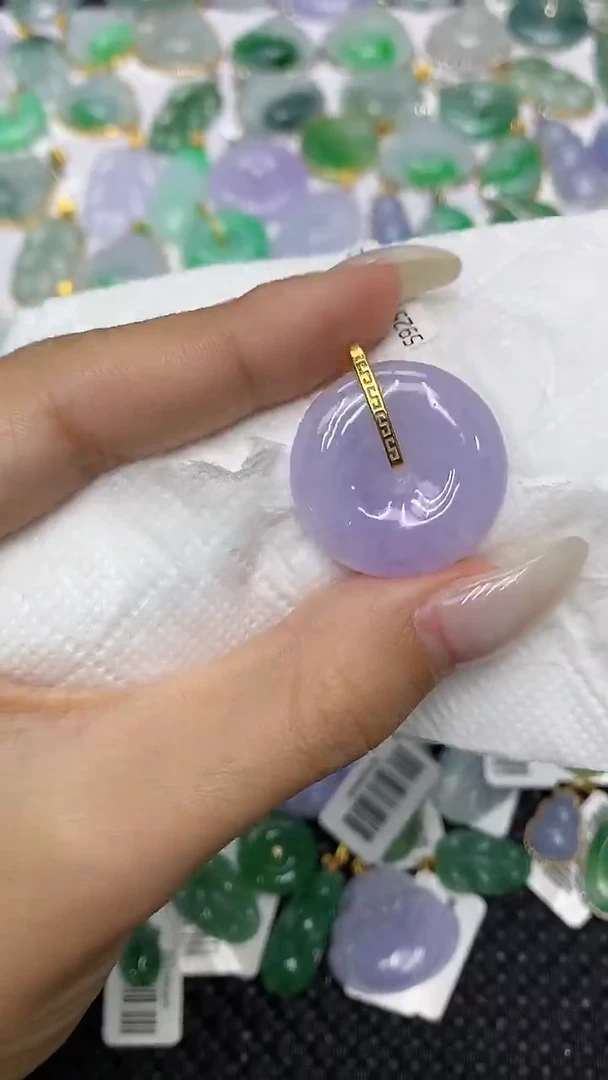 颈饰18K金镶嵌翡翠111111111111111