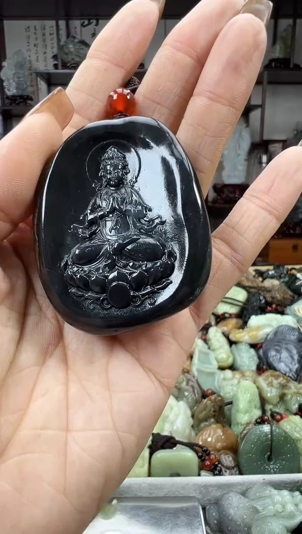 未镶嵌和田玉把件1