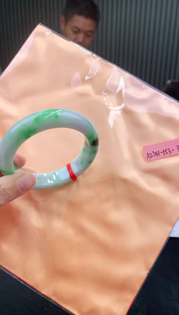 未镶嵌手镯翡翠111