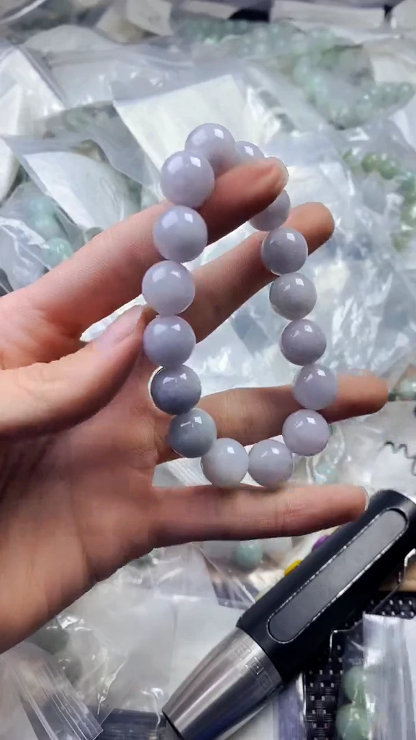 定制翡翠未镶嵌珠串