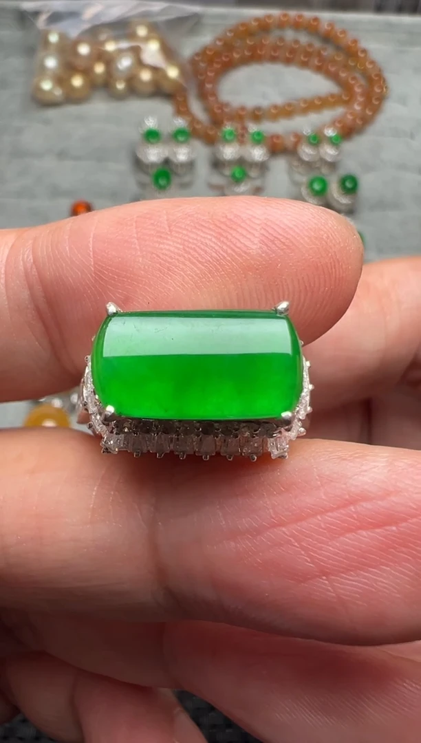 未镶嵌定制翡翠缅甸A货翡翠