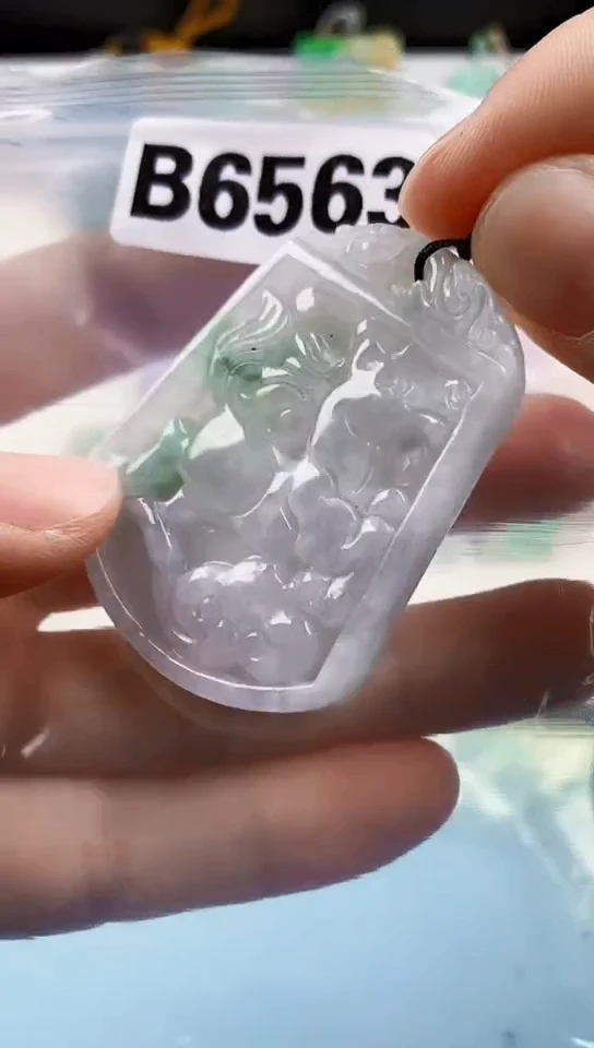 翡翠未镶嵌颈饰天然翡翠吊坠挂件