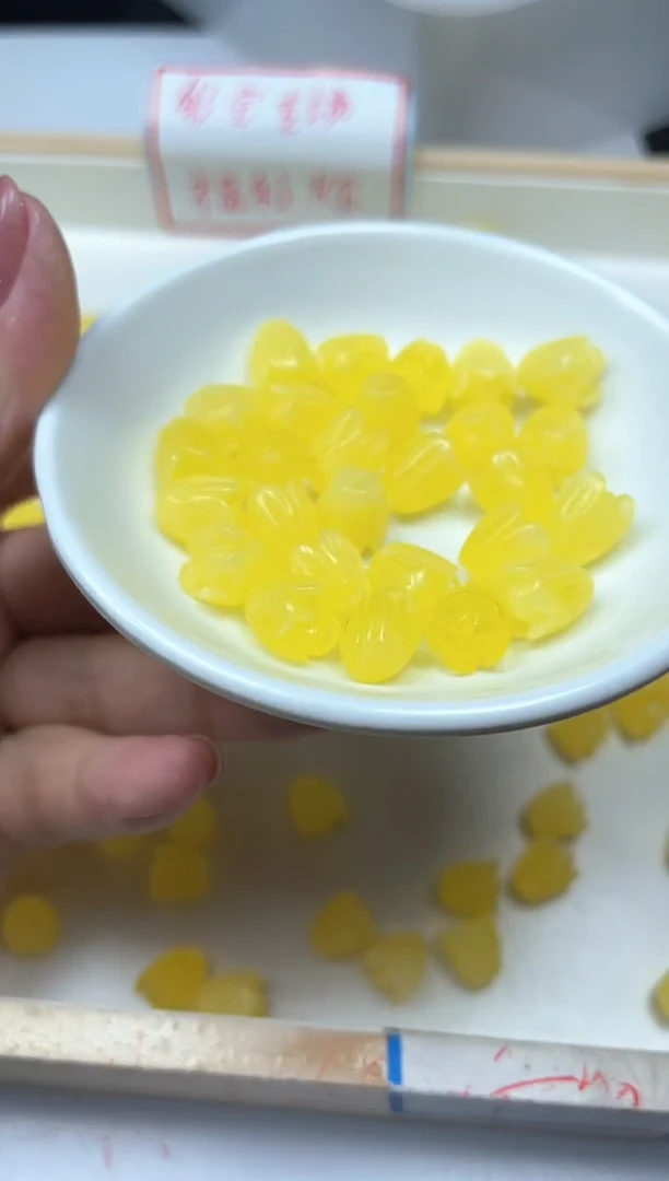 未镶嵌蜜蜡裸石M411 蜜蜡 玉兰花6个8.8元