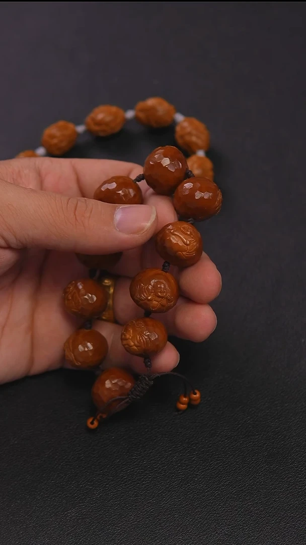 吊坠橄榄核弥勒弥勒