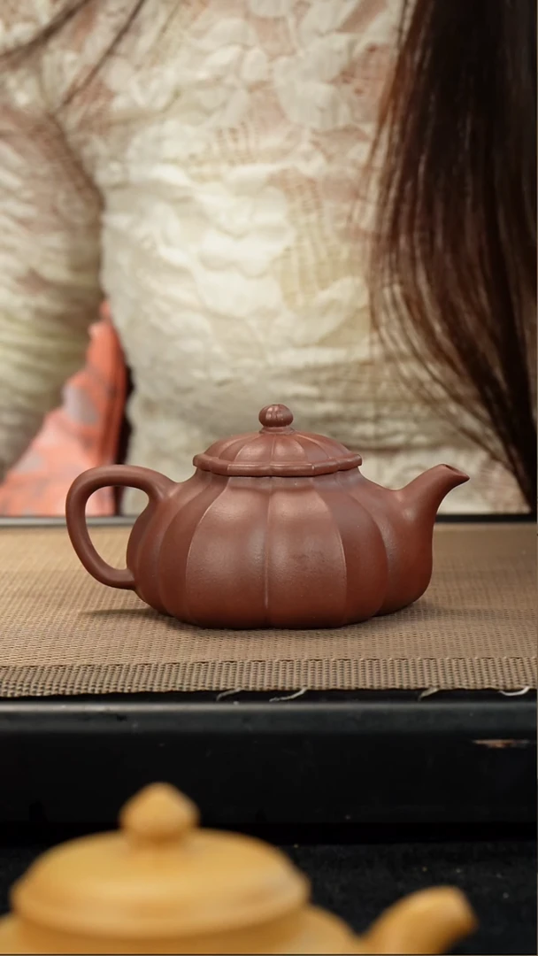 茶壶紫砂底槽清筋纹半月150