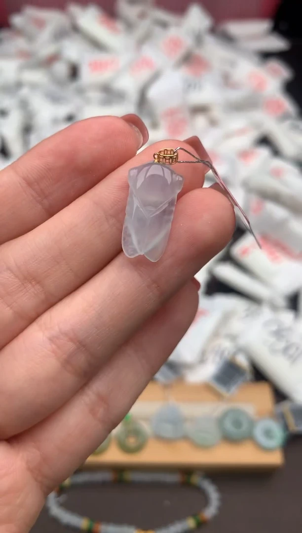 【闪购商品】翡翠挂件18K金镶嵌一