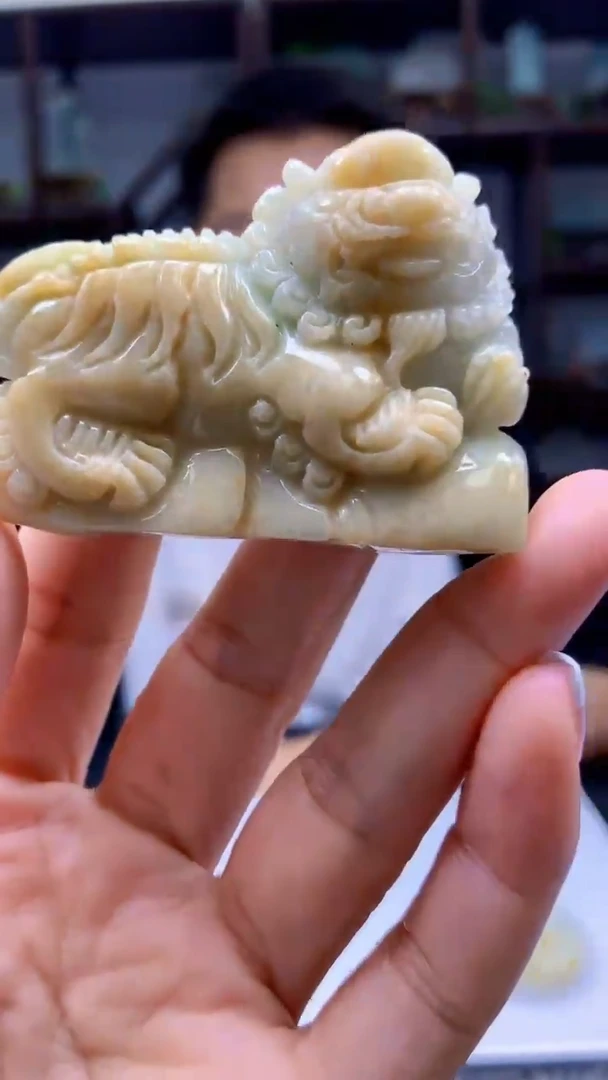 定制翡翠未镶嵌1052jj-毛货挂件（赠底座）11