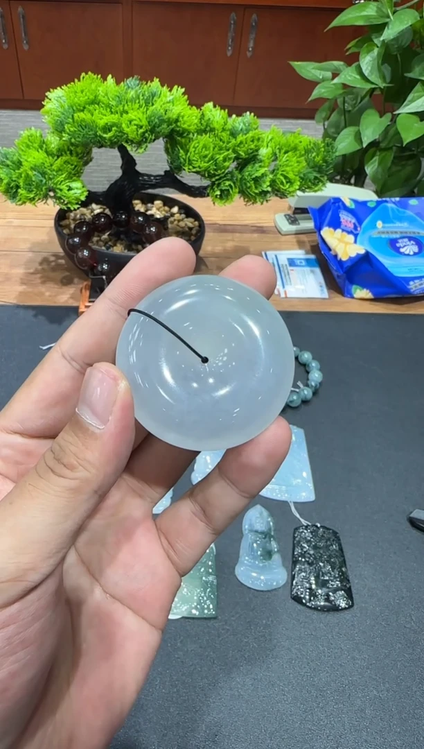 未镶嵌挂件翡翠卧*A货翡翠多样性孤品