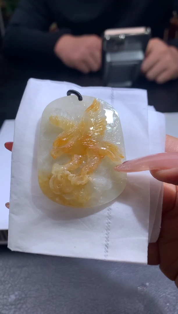 未镶嵌定制翡翠梨*酱翡翠