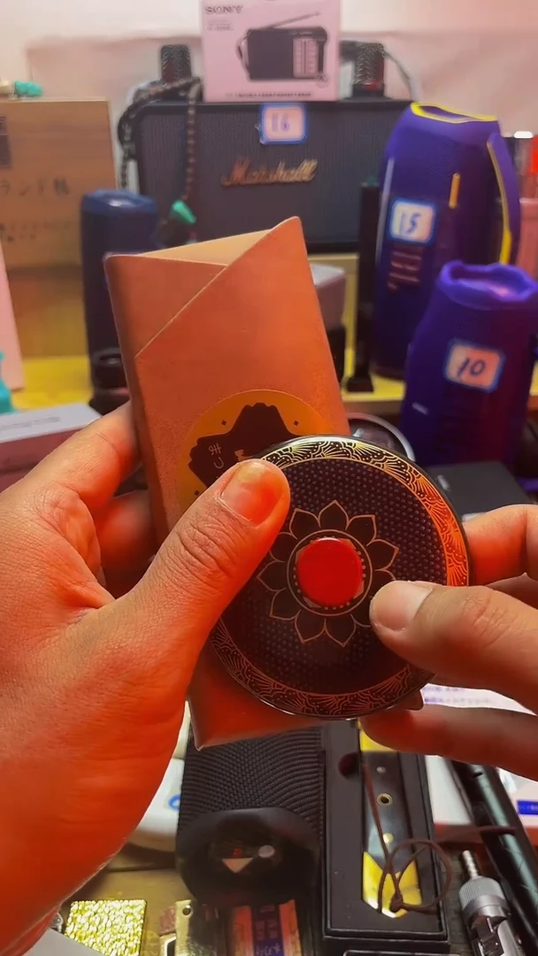 瓷片闪购商品 如图所示