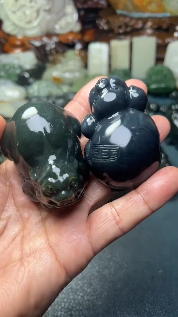 未镶嵌和田玉把件2