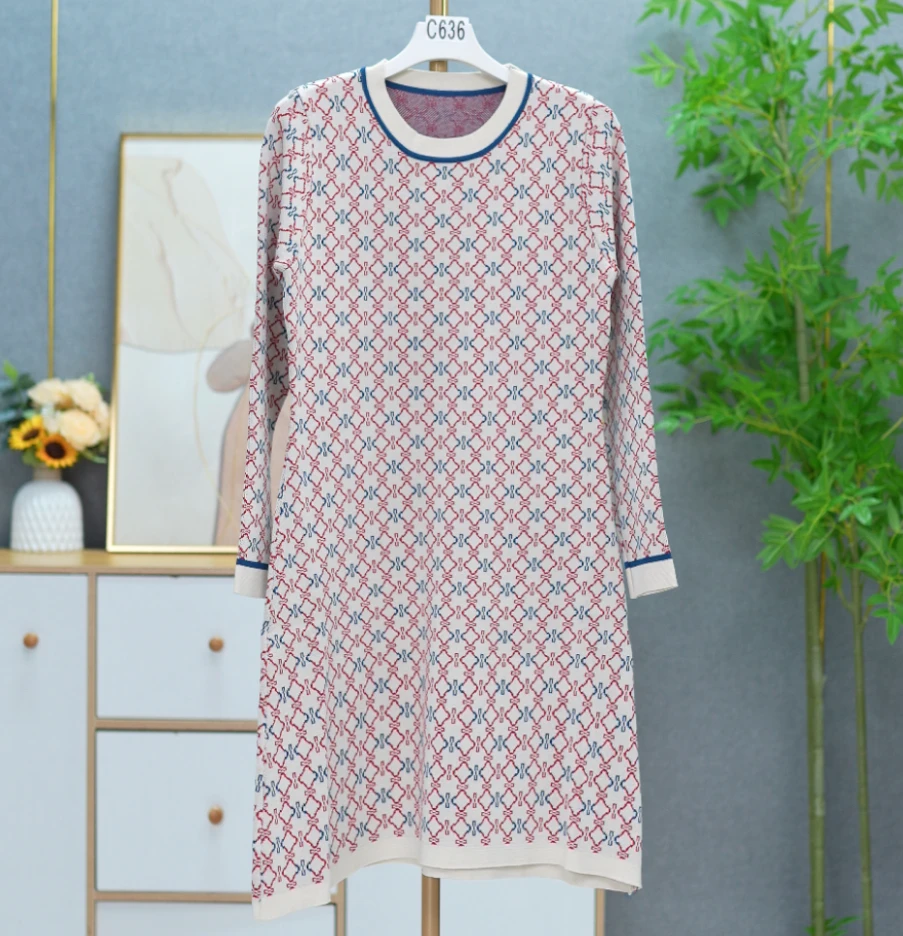 636 AA63女装连衣裙（大牌尾货 默认剪标 偶有微瑕 介意不拍 ）