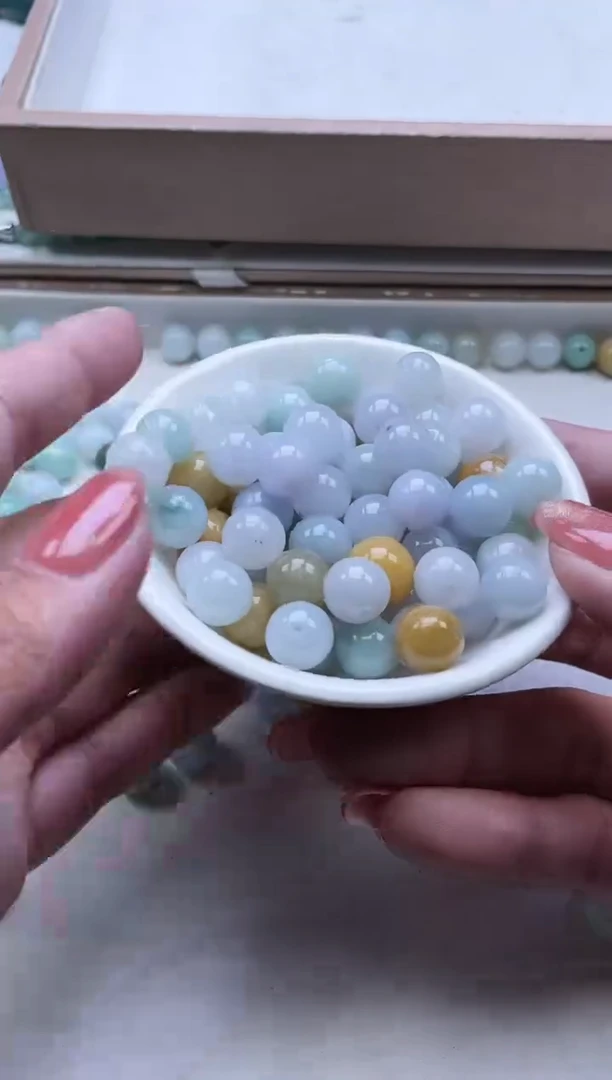 【闪购商品】翡翠手链未镶嵌散珠多样性发自选