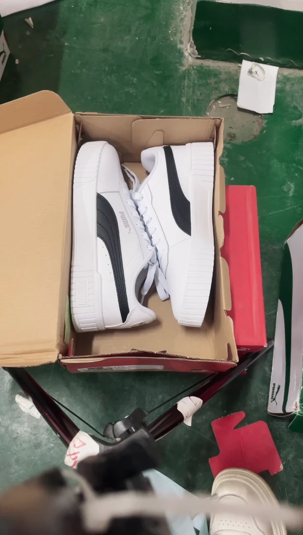 彪马时尚休闲运动35.5M  KK22