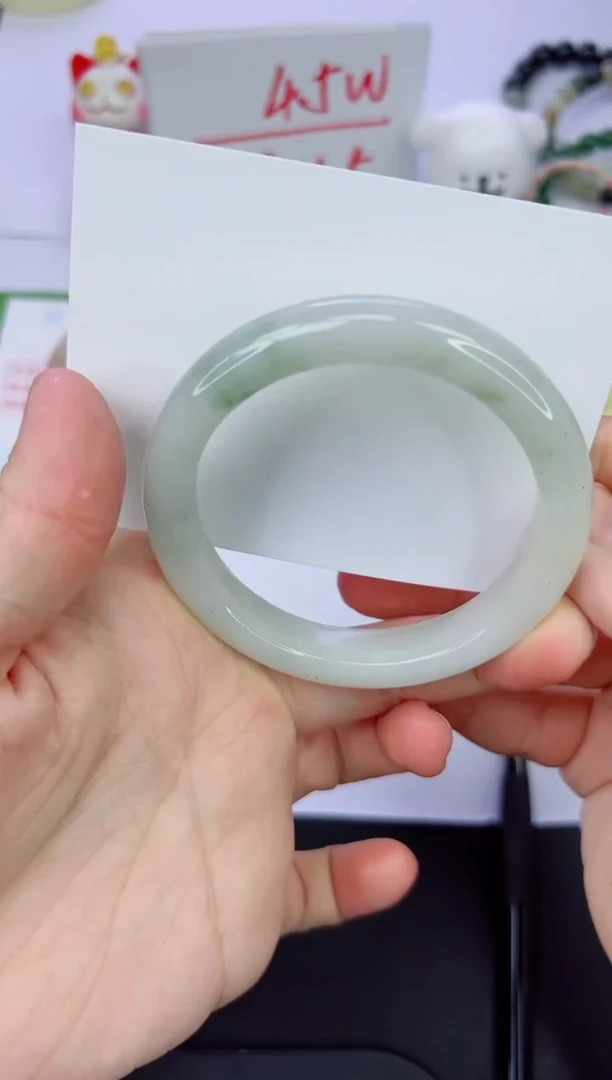 【闪购商品】石英质玉手镯未镶嵌307-58.2