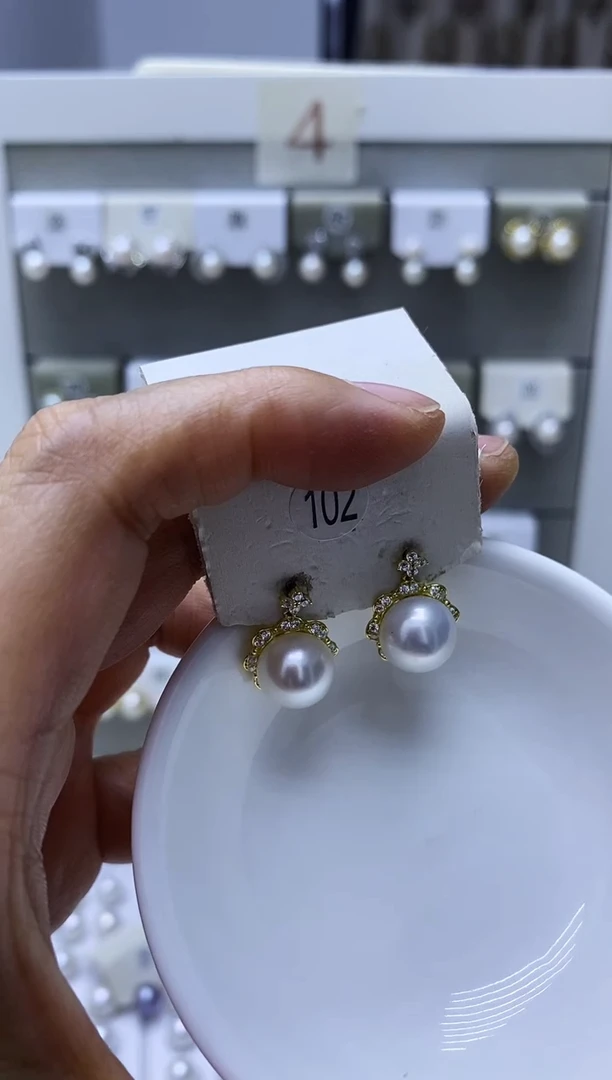 银S925镶嵌淡水珍珠耳饰102
