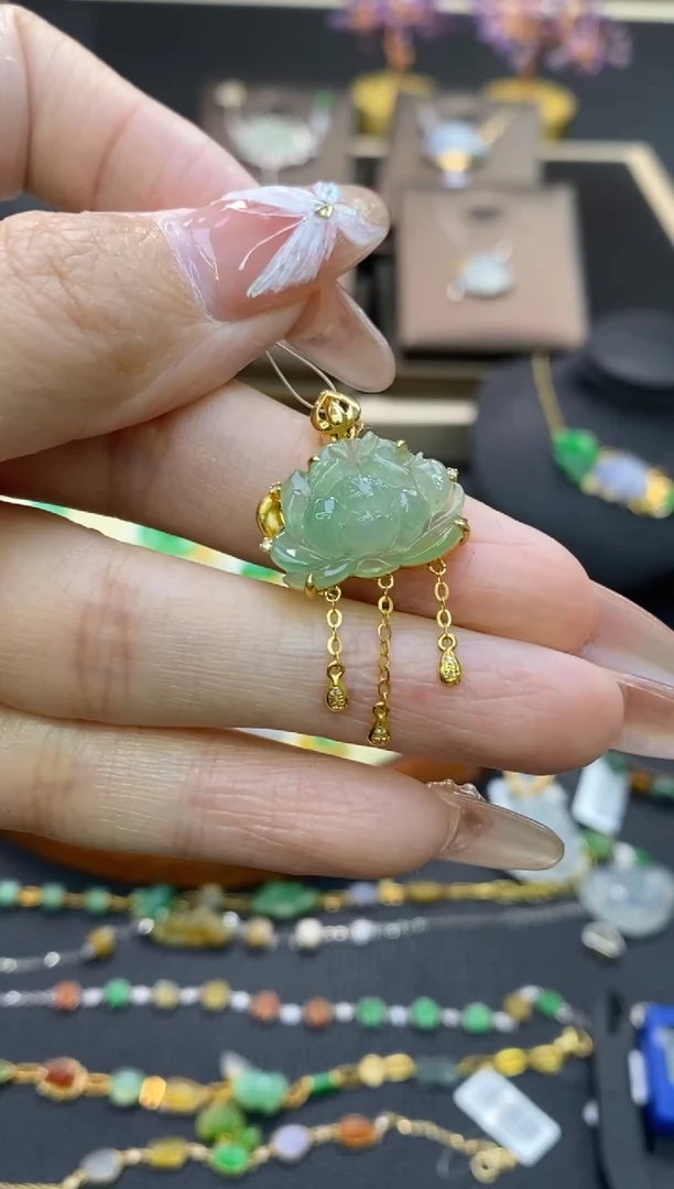 【闪购商品】翡翠颈饰18K金镶嵌净货12017