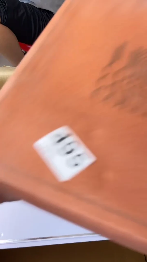 ?****R日瓷回流白色摆件