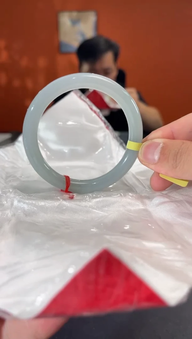 未镶嵌手镯翡翠56