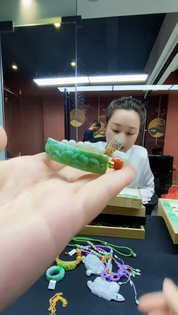 颈饰未镶嵌翡翠翡翠吊坠