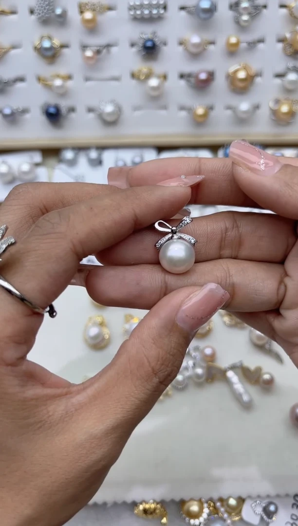 【闪购商品】淡水珍珠耳饰合金0.0