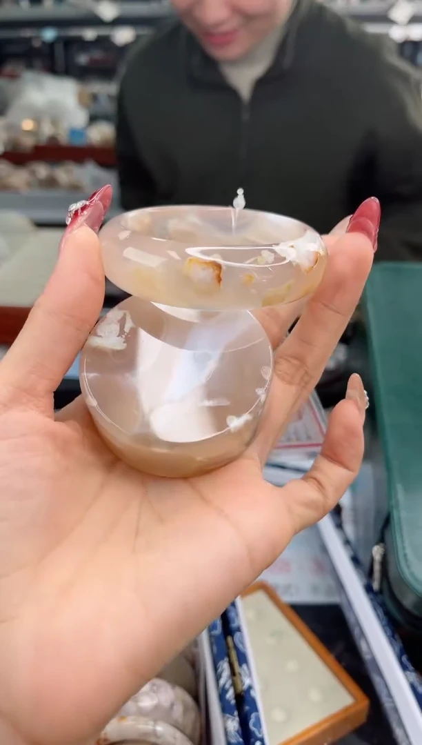 【闪购商品】石英质玉手镯未镶嵌53圈口（赠品镯心）1567063