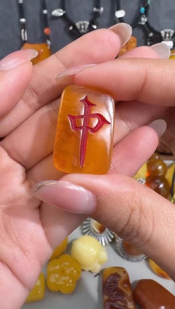 裸石琥珀未镶嵌琥珀